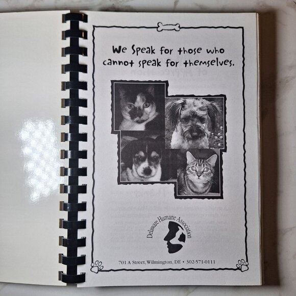 Delaware Humane Society Cook Book 1999 Recipes Community Pets Animals Vintage - Picture 2 of 9
